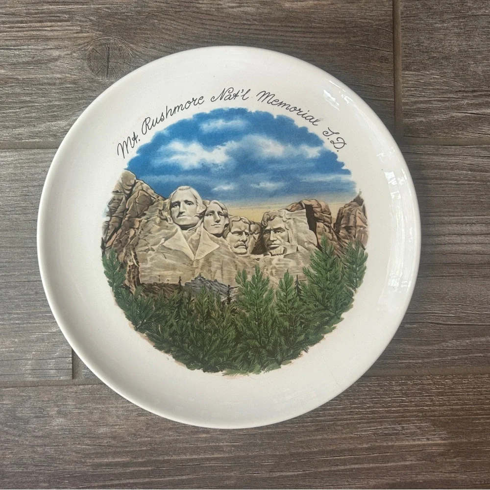 Unbranded decorative souvenir